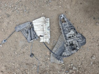 замок двери передней правой Mercedes-Benz GL-Класс X164 W164 2008, 5.0 л., бензин, АКПП, черный, внедорожник 5 дв., полный привод