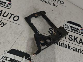 Скелет ручки наружной перед. лев. BMW 7 серия E38 [рестайлинг] E38 2000, 2.8 л., бензин, АКПП, серебристый металлик, седан, задний привод, правый руль