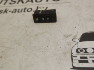 кнопка (выключатель) BMW 7 серия E38 [рестайлинг] E38 2000, 2.8 л., бензин, серебристый, седан, задний привод, правый руль