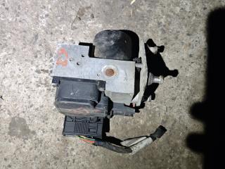 блок ABS Mercedes-Benz C-Класс W202/S202 [рестайлинг] 1999, серебристый металлик, задний привод