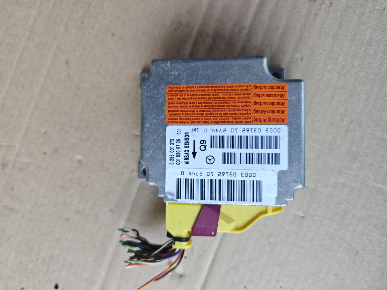 блок AirBag Mercedes-Benz C-Класс W203/S203/CL203 W203 2002, 2.2 л., дизель, 6МКПП, серебристый металлик, седан - фото №1