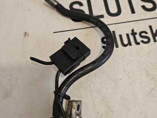 клемма аккумулятора минус Mercedes-Benz CLK-Класс W208/A208 [рестайлинг] A208 2000, 3.2 л., бензин, АКПП, синий, кабриолет, задний привод, правый руль