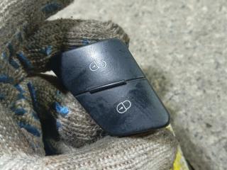 кнопка центрального замка Volkswagen Passat B6 (2005 - 2010), седан