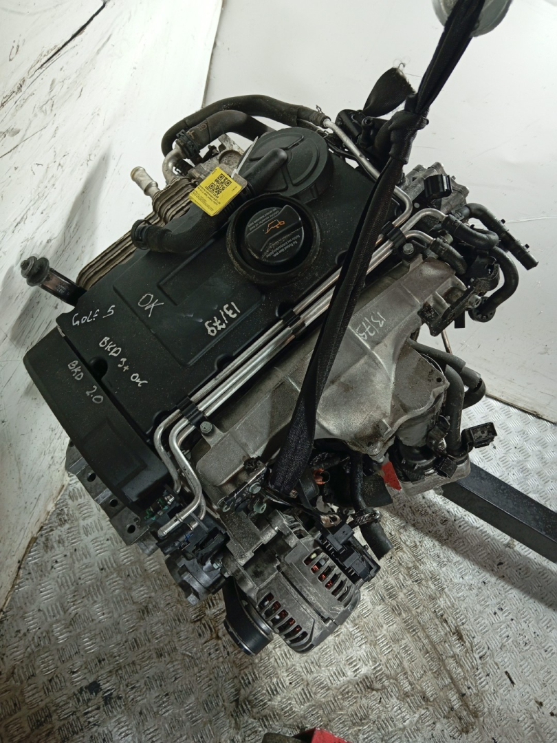 двигатель Volkswagen Golf 5 поколение (2003 - 2009), 2.0 л., BKD, дизель, МКПП - фото №1