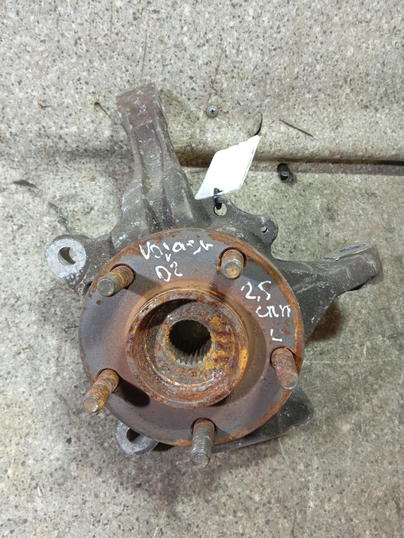 ступица передняя левая Chrysler Voyager 4 поколение (2001 - 2004), 2.5 л., CRDi, дизель - фото №1