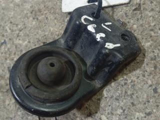 кронштейн радиатора Kia Ceed 1 поколение (2007 - 2010)