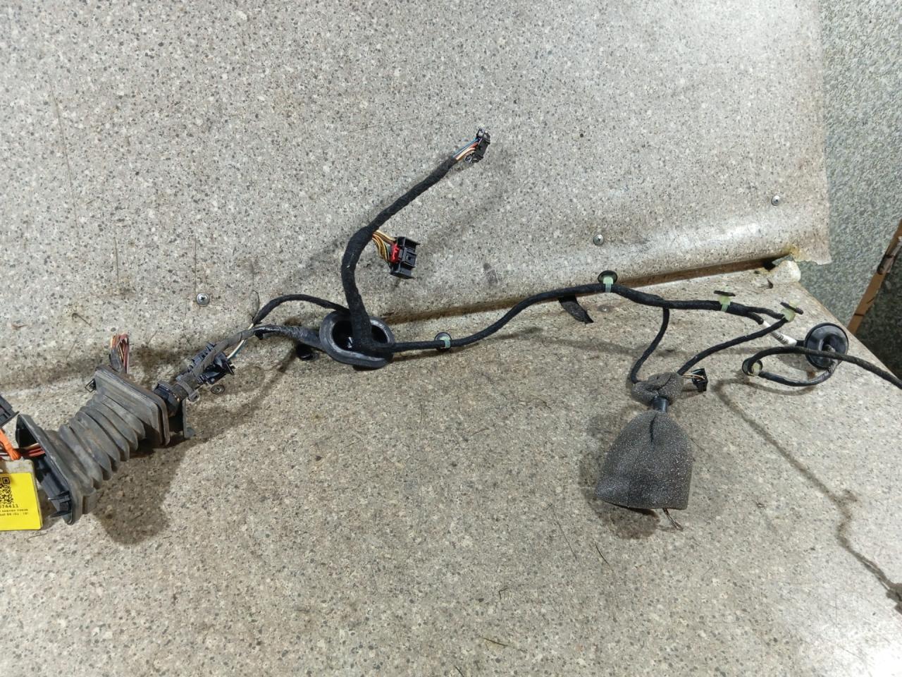 дверная проводка Volkswagen Passat B6 (2005 - 2010), седан - фото №1