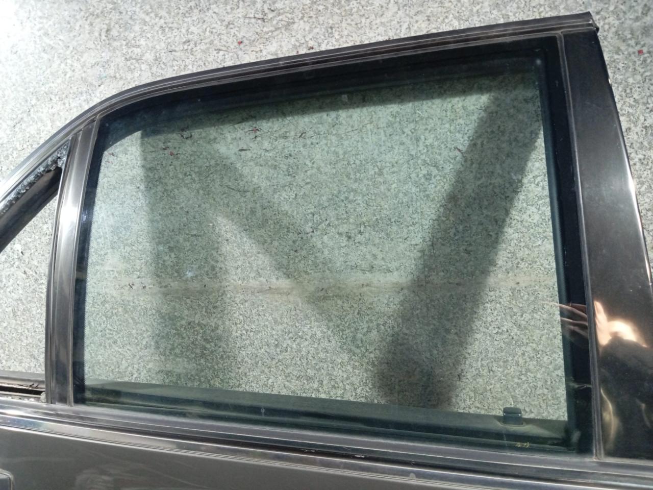 стекло двери задней правой Mercedes-Benz S-Класс W140/C140 (1991 - 1993) - фото №1