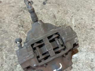 суппорт задний левый Mercedes-Benz E-Класс W124 [рестайлинг] (1987 - 1993), 2.2 л., бензин