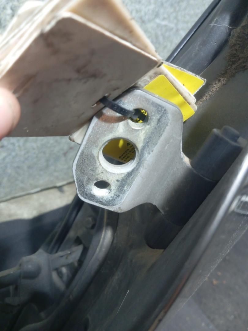 петля двери Mercedes-Benz S-Класс W140/C140 (1991 - 1993), седан - фото №1