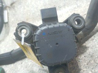насос антифриза дополнительный Toyota Auris 2 поколение (2012 - 2015), 1.8 л., гибрид, универсал, G09040-52010