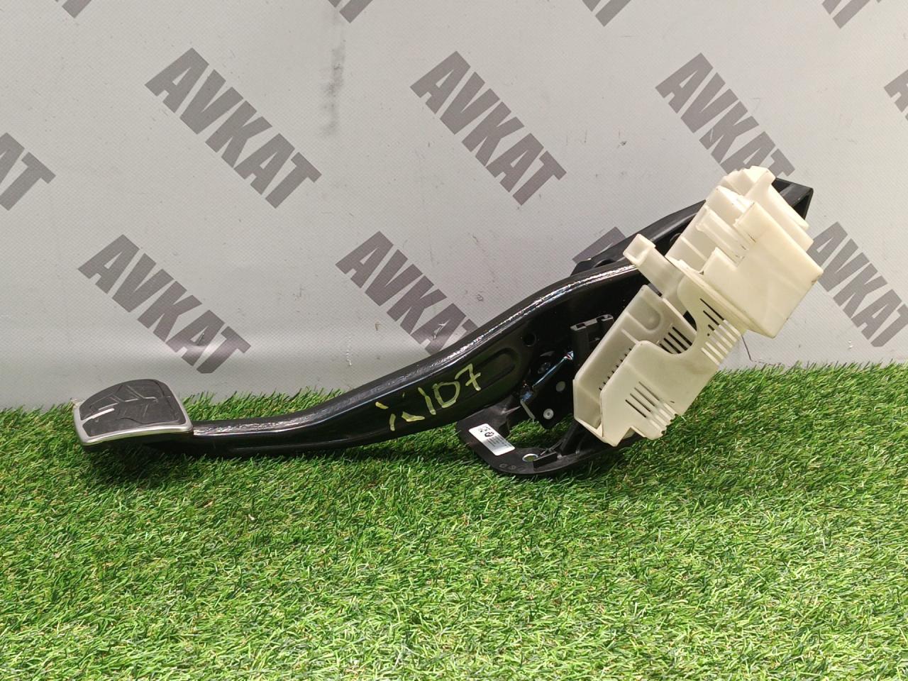 педаль тормоза BMW X5 G05 2019, 3.0 л., B58B30C, бензин, 475, внедорожник 5 дв., полный привод, правый руль, 6855309, 687428905, 37146855309, 35006891119, 6891119 - фото №1