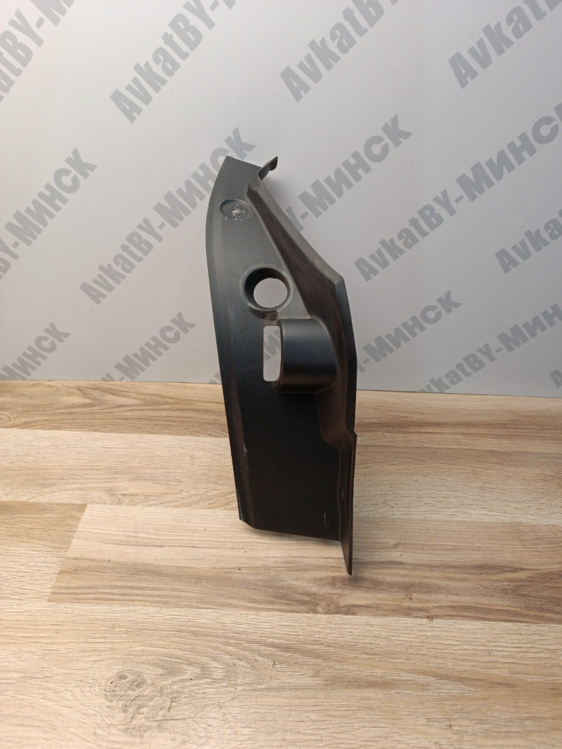 водосток крышки багажника BMW X4 M F98 2021, 3.0 л., s58b30a, бензин, АКПП, donington-grau metallic (c28), внедорожник 5 дв., 51497424428, 7424428 - фото №1