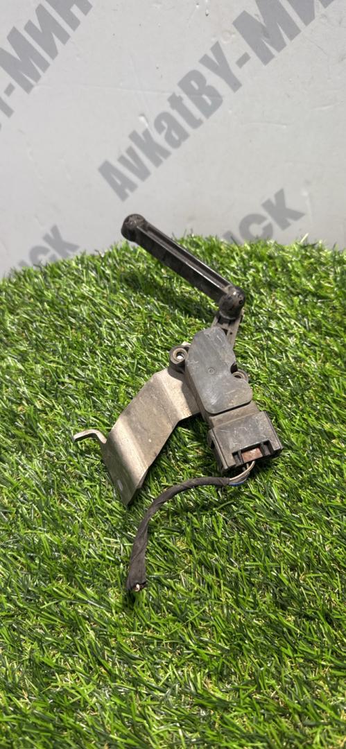 датчик дорожного просвета BMW X5 G05 2019, 3.0 л., B58B30C, бензин, 475, внедорожник 5 дв., полный привод, правый руль, 6870200, 37146870200, 37146879040, 6879040, 37146879042, 6879042 - фото №1