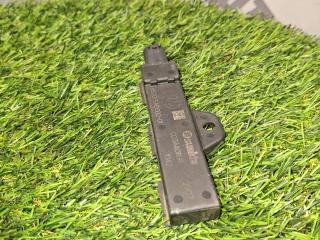 Антенна системы комфортного доступа BMW X7 G07 [рестайлинг] G07 2024, 3.0 л., B58B30P, бензин, АКПП, карбон шварц 416, полный привод, 65205A1D0B2, 5A1D0B2