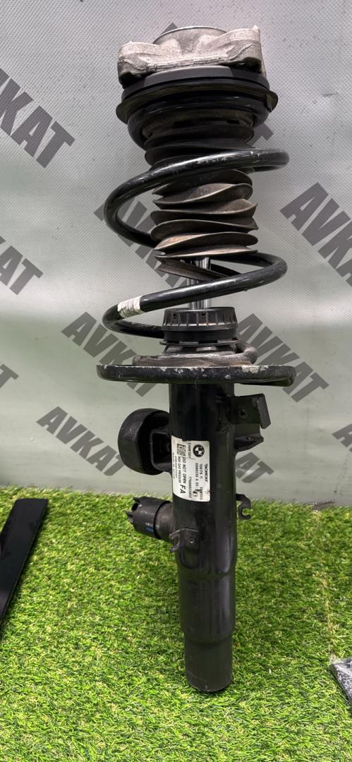 амортизатор передний левый BMW 4 серия G22/G23 G22 2021, 2.0 л., B46 B20 B, бензин, АКПП, c31, купе, полный привод, 6886239, 31306886239 - фото №1