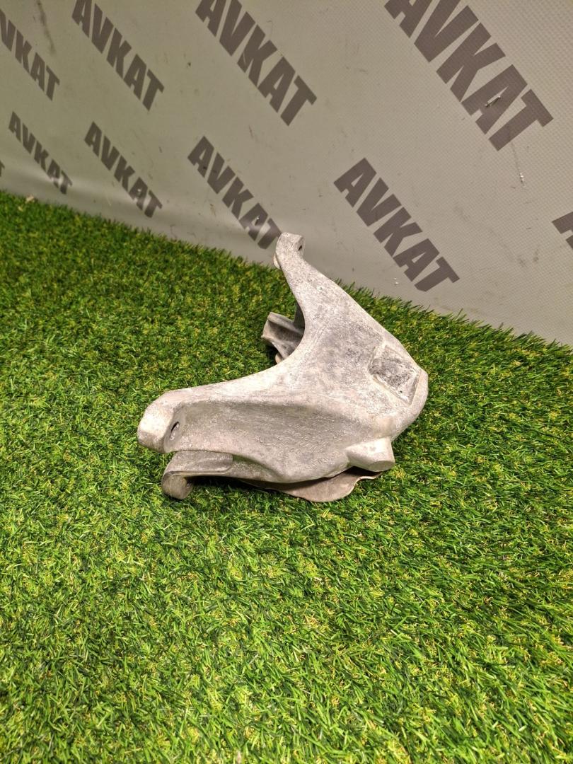 кронштейн двигателя BMW X3 G01 2019, 2.0 л., B46 B20 B, бензин, a300, внедорожник 5 дв., полный привод, 22116876216, 6876216 - фото №1