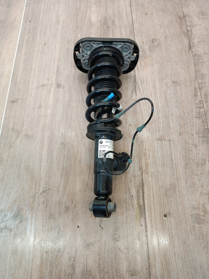 стойка задняя BMW X5 G05 2019, 3.0 л., B58B30C, бензин, АКПП, a96, внедорожник 5 дв., полный привод, 37106869023, 6869023 - фото №1