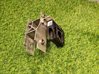 кронштейн радиатора BMW X5 G05 2019, 4.4 л., N63 B44 C, бензин, АКПП, а300, внедорожник 5 дв., полный привод, 51117421635, 7421635, 8659076