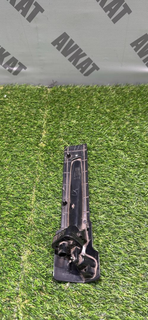 фонарь освещения пространства для ног BMW X5 G05 2019, 4.4 л., N63 B44 C, бензин, АКПП, а300, внедорожник 5 дв., полный привод, 7946664, 63147946664, 8077580 - фото №1