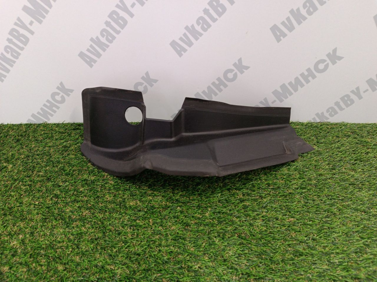 водосток крышки багажника BMW X7 G07 2021, 4.4 л., N63B44D, бензин, АКПП, c27 arktis-grau brillanteffekt, внедорожник 5 дв., полный привод, 63217451767, 7451767 - фото №1