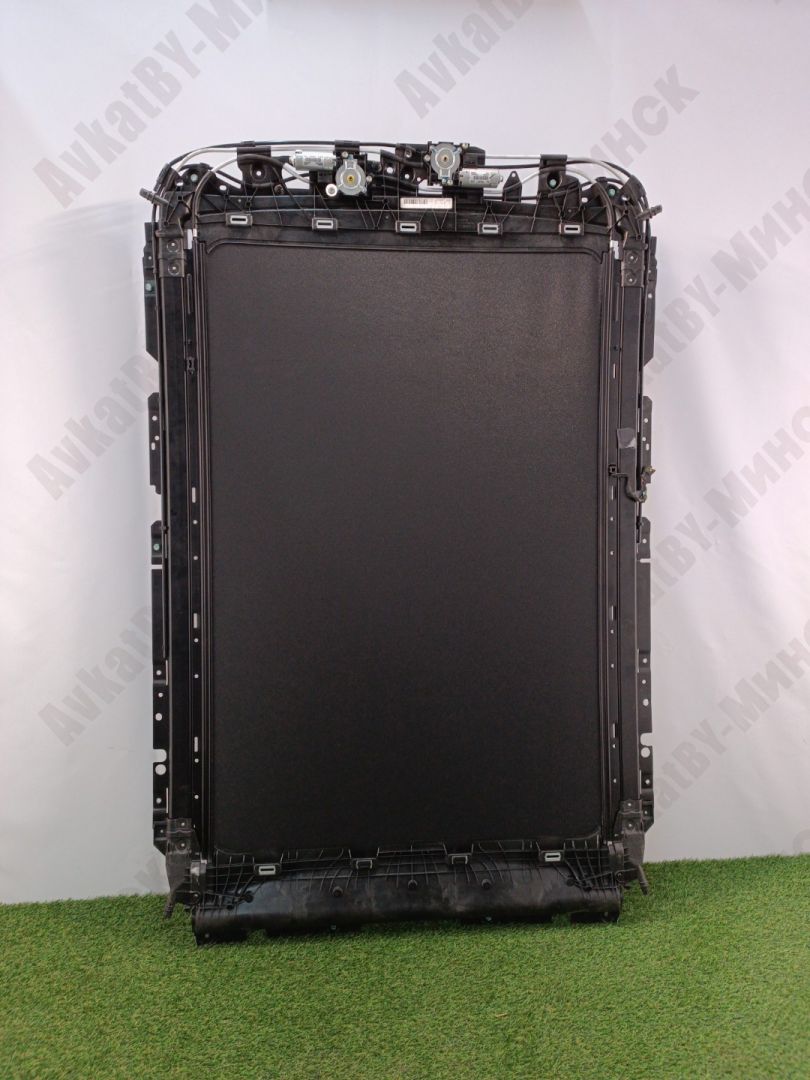 шторка крыши BMW X7 G07 2021, 4.4 л., N63B44D, бензин, АКПП, c27 arktis-grau brillanteffekt, внедорожник 5 дв., полный привод, 67617933149, 7933149, 67617933159, 7933159, 54118738777, 8738777, 54109448561, 9448561 - фото №1