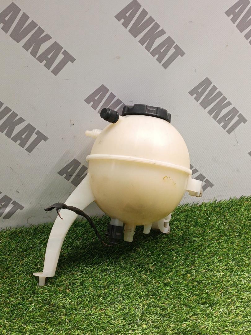 бачок расширительный BMW X5 G05 2019, 3.0 л., B58B30C, бензин, 475, внедорожник 5 дв., полный привод, правый руль, 17138610662, 8610662, 17135A6A031, 5A6A031 - фото №1