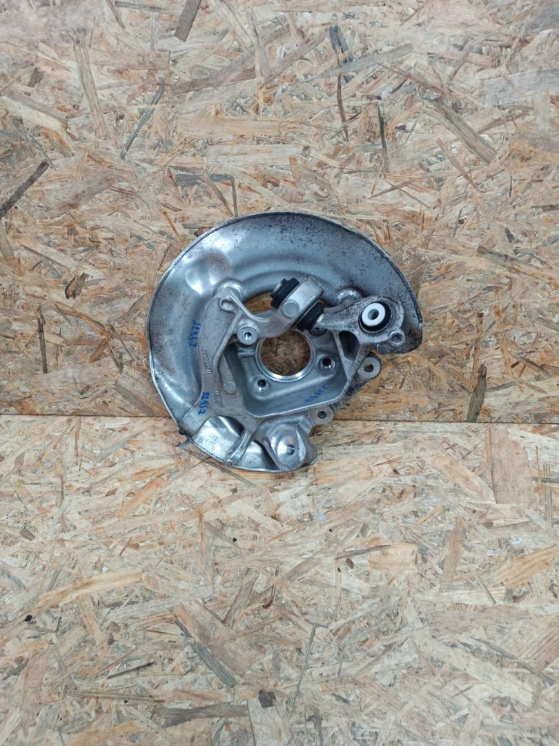 кулак задний правый BMW X4 M F98 2021, 3.0 л., s58b30a, бензин, АКПП, donington-grau metallic (c28), внедорожник 5 дв., 7857060, 8092080, 6871532, 33308091552, 8091552 - фото №1