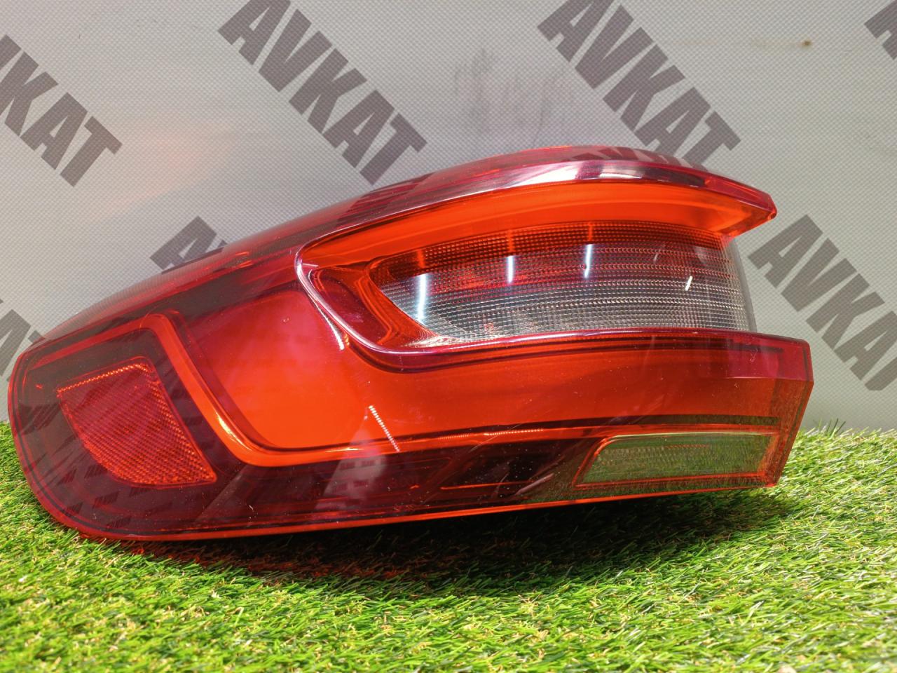 фонарь задний левый BMW X5 G05 2019, 4.4 л., N63 B44 C, бензин, АКПП, а300, внедорожник 5 дв., полный привод, 7442261, 63217442261 - фото №1