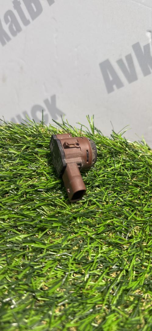 парктроник передний BMW X5 G05 2019, 3.0 л., B58B30C, бензин, 475, внедорожник 5 дв., полный привод, правый руль, 66209471932, 9471932 - фото №1