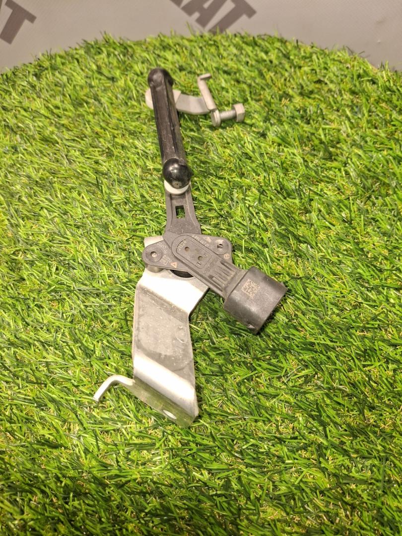 датчик дорожного просвета BMW X7 G07 2022, 3.0 л., B58B30C, бензин, АКПП, a96, внедорожник 5 дв., полный привод, 6895467, 37146895467, 37146879040, 6879040 - фото №1