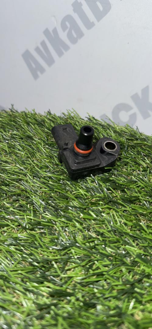 датчик абсолютного давления BMW X5 G05 2019, 3.0 л., B58B30C, бензин, 475, внедорожник 5 дв., полный привод, правый руль, 13628637896, 8637896 - фото №1