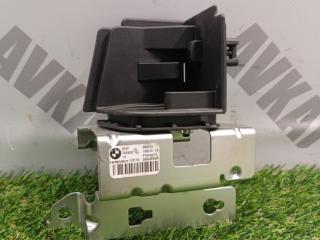 крепление шторки багажника правое BMW X5 G05 2019, 3.0 л., B58B30C, бензин, 475, внедорожник 5 дв., полный привод, правый руль, 51477438267, 7438267, 8022237