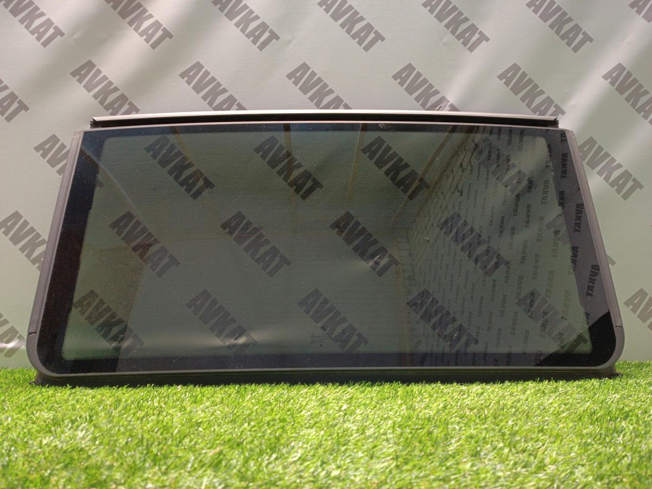 Стекло панорамной крыши BMW X4 M F98 2021, 3.0 л., s58b30a, бензин, АКПП, donington-grau metallic (c28), внедорожник 5 дв., 54109466784, 9466784 - фото №1