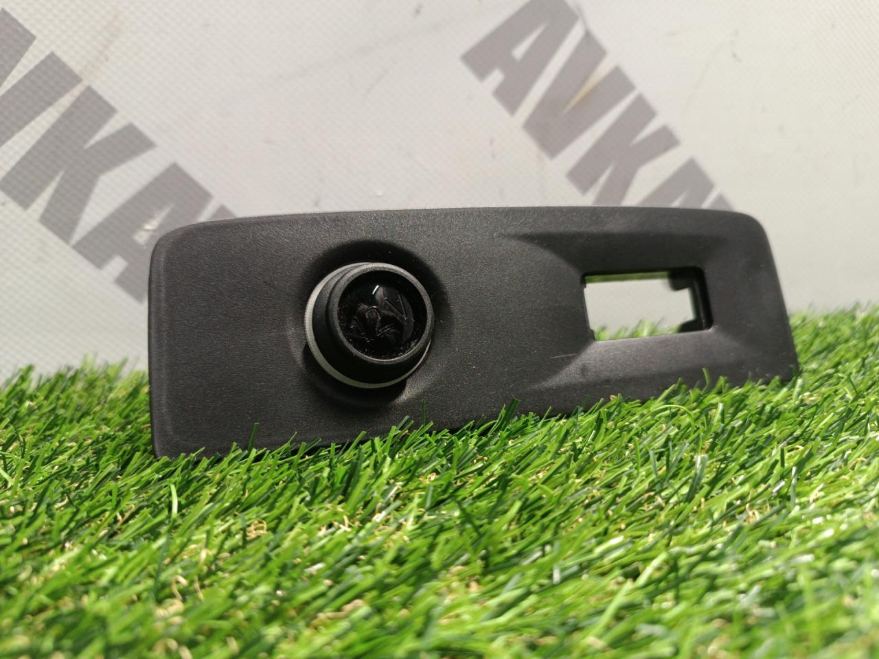 прикуриватель BMW X7 G07 2022, 3.0 л., B58B30C, бензин, АКПП, a96, внедорожник 5 дв., полный привод, 51169399902, 9399902, 7941872 - фото №1