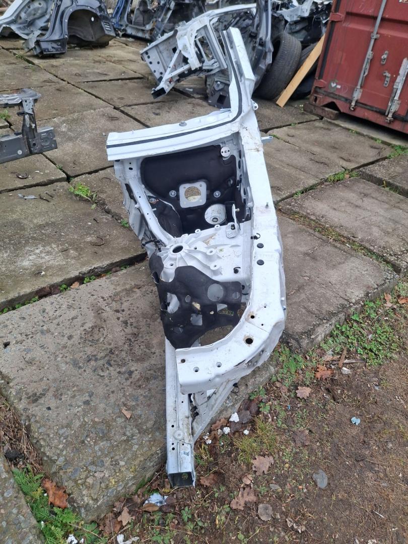 четверть передняя левая BMW X7 G07 2022, 3.0 л., B58B30C, бензин, АКПП, a96, внедорожник 5 дв., полный привод, 41007933485, 7933485 - фото №1