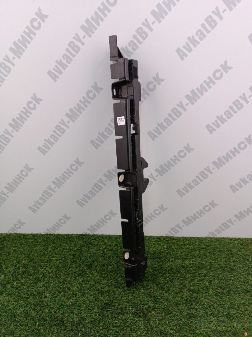 Кронштейн крепления порога BMW i5 G60 2023, электро, a300, седан, задний привод, правый руль, 51775A1C2B8, 5A1C2B8 - фото №1