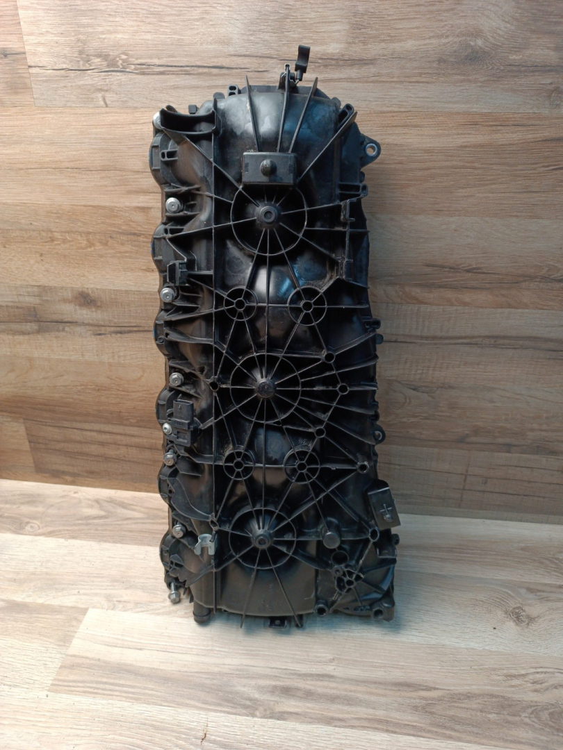 коллектор впускной BMW X3 G01 2020, 3.0 л., B58B30B, бензин, c1m, внедорожник 5 дв., полный привод, 11618647977, 8647977 - фото №1