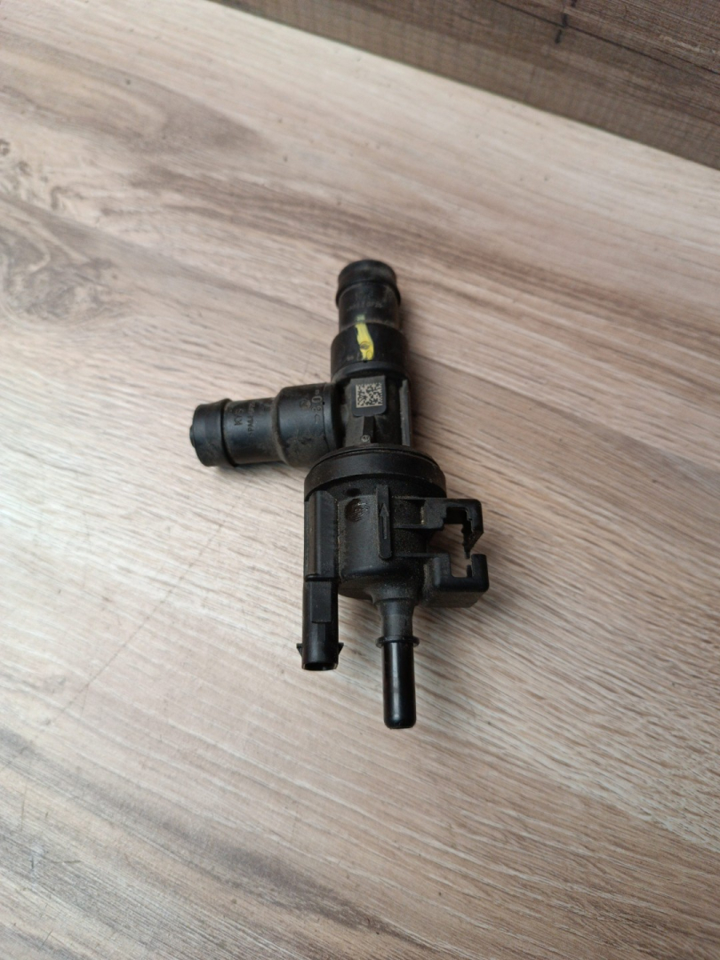 клапан вентиляции топливного бака BMW X3 G01 2020, 3.0 л., B58B30B, бензин, c1m, внедорожник 5 дв., полный привод, 7643106, 13907643106 - фото №1