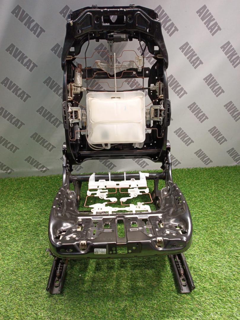 каркас сиденья передний правый BMW X5 G05 2019, 4.4 л., N63 B44 C, бензин, АКПП, а300, внедорожник 5 дв., полный привод, 7314217, 7314218, 7314212, 52107459218, 7459218, 7410472, 52107410472 - фото №1