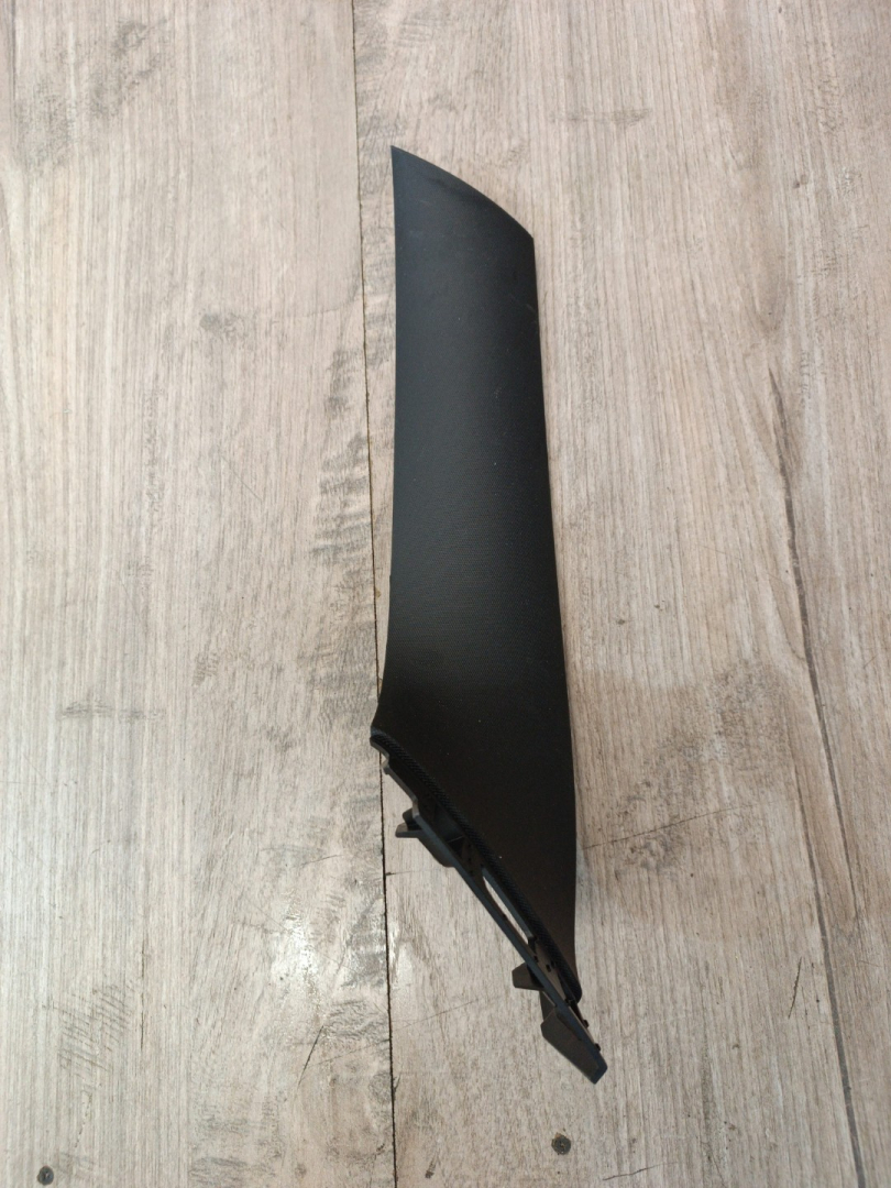 обшивка крышки багажника BMW X5 G05 2019, 3.0 л., B58B30C, бензин, АКПП, a96, внедорожник 5 дв., полный привод, 51497417428, 7417428 - фото №1