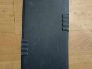 крышка блока предохранителей Mercedes-Benz GLS-Класс X166 2018, 3.0 л., OM 642.826, дизель, АКПП, синий, внедорожник 5 дв., полный привод, правый руль, A1665450203, A1665404516