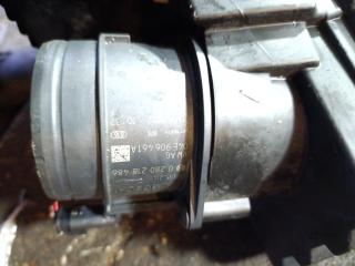 расходомер воздуха Volkswagen Multivan T6 [рестайлинг] 2021, 2.0 л., дизель, АКПП, белый, микроавтобус, передний привод, 04E906461A