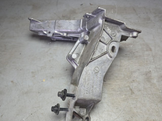 кронштейн (крепление) Mercedes-Benz GLC-Класс X253/C253 2018, 2.1 л., OM 651.921, дизель, АКПП, черный, A2536210600