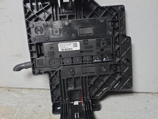 блок предохранителей Volkswagen Multivan T6 [рестайлинг] 2021, 2.0 л., дизель, АКПП, белый, микроавтобус, передний привод, 7LA937548