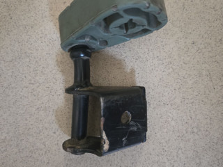 кронштейн глушителя Mercedes-Benz GLS-Класс X166 2018, 3.0 л., OM 642.826, дизель, АКПП, синий, внедорожник 5 дв., полный привод, правый руль, A1664920044