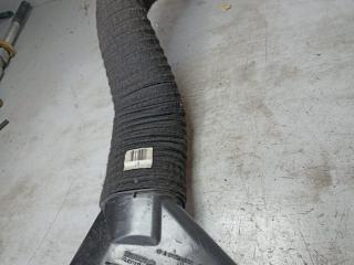 патрубок воздушного фильтра Mercedes-Benz GLS-Класс X166 2018, 3.0 л., OM 642.826, дизель, АКПП, синий, внедорожник 5 дв., полный привод, правый руль, A6420948797