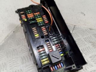 блок предохранителей BMW 5 серия F07/F10/F11 F10 2011, 3.0 л., N57 D30 A, дизель, АКПП, carbonschwarz metallic (416), седан, задний привод, правый руль, 61149234421