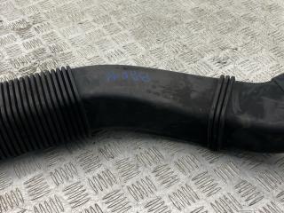 патрубок воздушного фильтра BMW 5 серия F07/F10/F11 F10 2012, 2.5 л., дизель, АКПП, sophistog brillan metall (b90), седан, задний привод, правый руль, 13717811597, 7811597