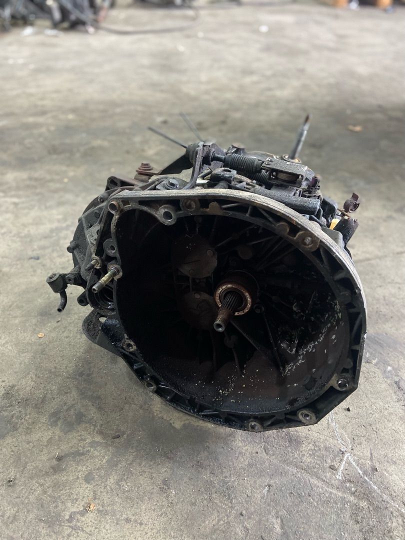 КПП механическая (МКПП) Renault Trafic 2 поколение 2005, 1.9 л., F9Q 760, дизель, МКПП, 7701723303, PK6375 - фото №1